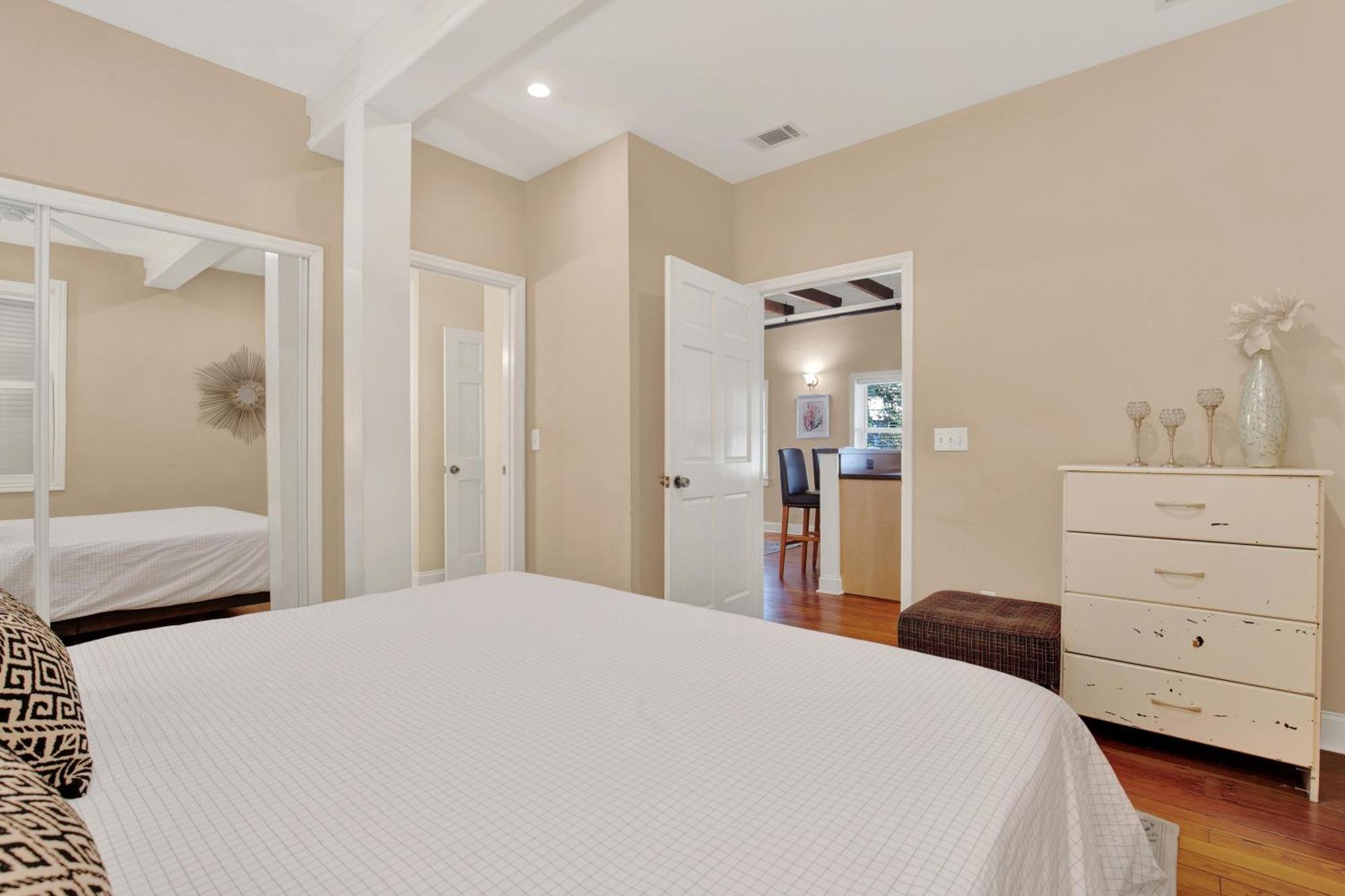 Market Loft - 4 Bedroom Savannah